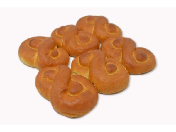 Gevlochte witte broodjes